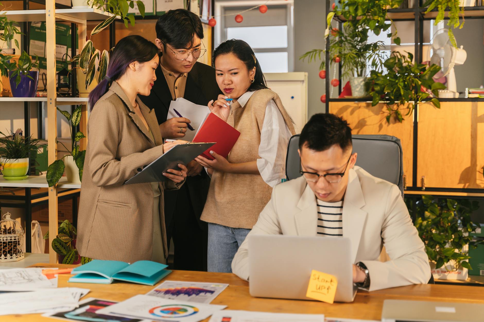 The AI Agent Era: Strategies for Enhancing Human Collaboration – A Zoom Case Study